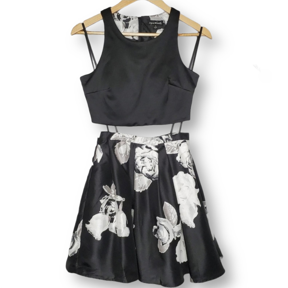 Sequin Hearts 2-PC Crop Top & Floral Skirt Size 1